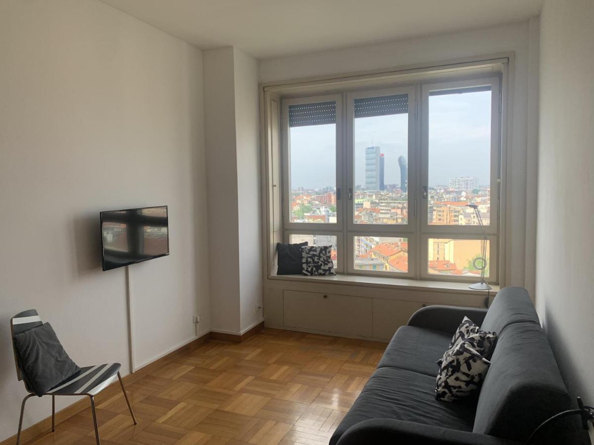Monolocale Con Vista Su Milano Daire Dış mekan fotoğraf